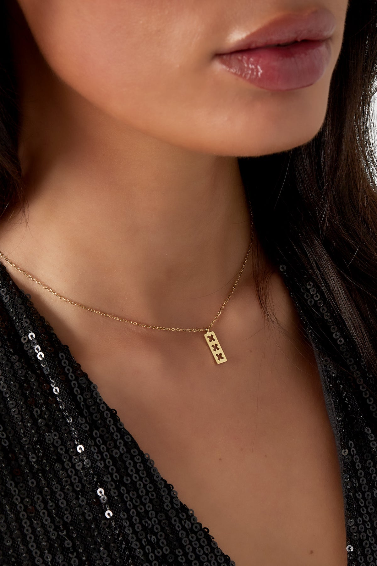 trio x necklace
