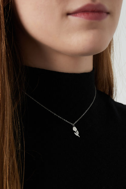 tulip necklace