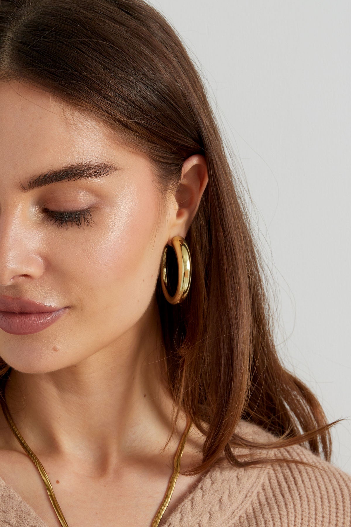 earrings round matte
