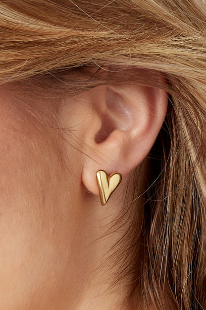 Love studs - Silver Color color