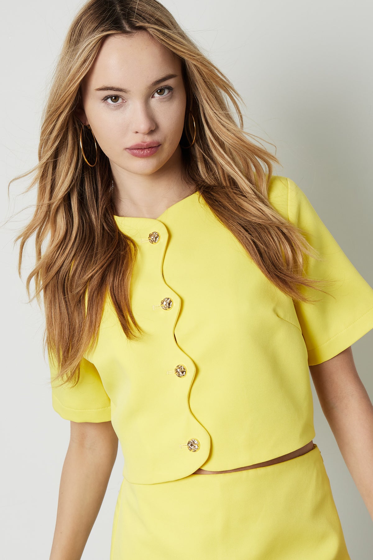 Polyester Women's Short Sleeve Top Cropped Style Buttoned Front