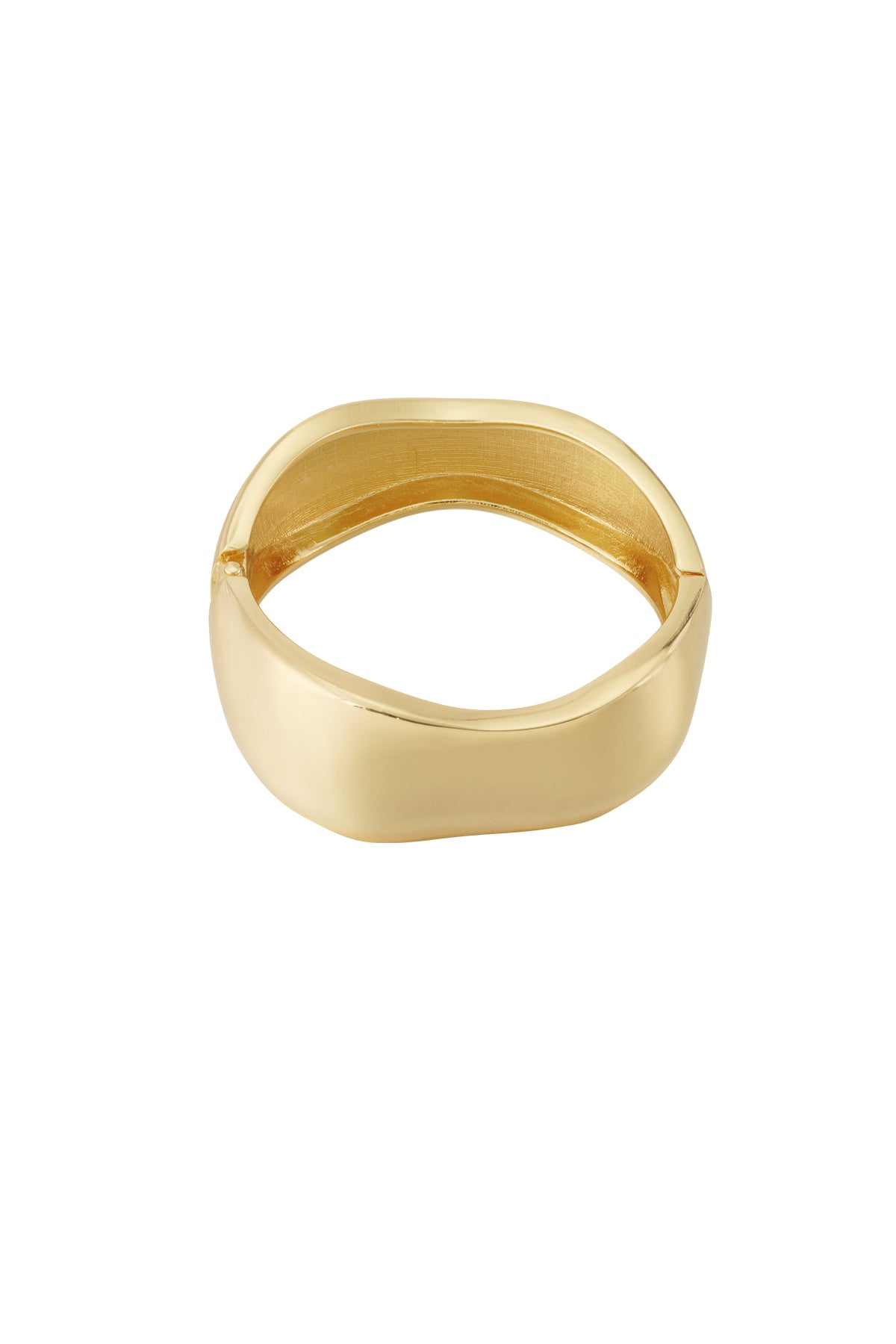 Golden sway bangle