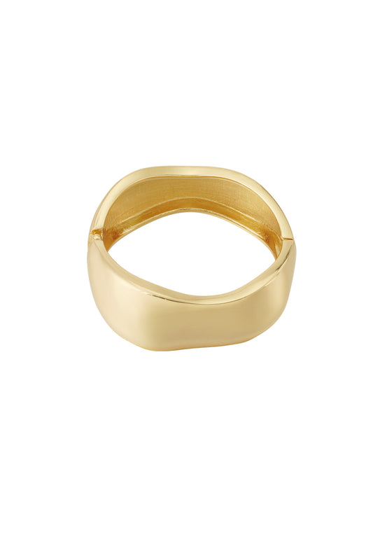 Golden sway bangle
