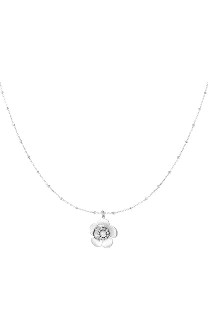 ball necklace with flower pendant and pearl