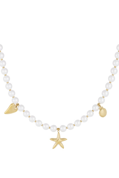 pearl necklace sea day