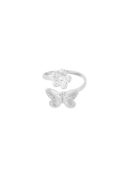 ring butterfly bloom