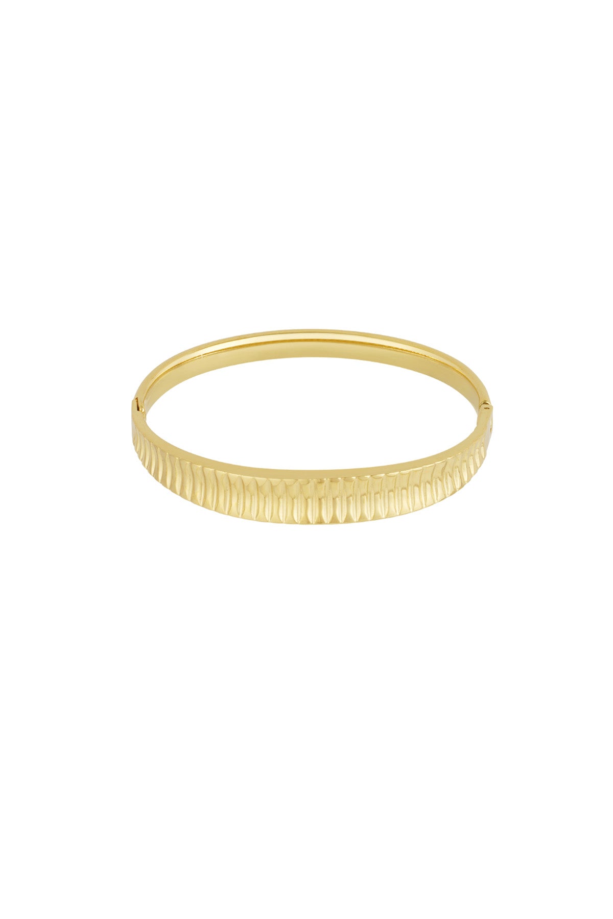 bracelet with structure