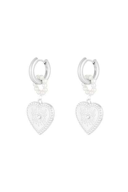 charming heart earrings