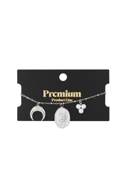 moony bracelet