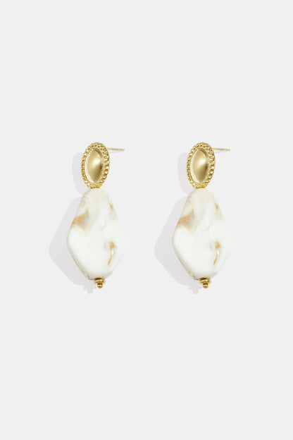 Earrings with natural stone look