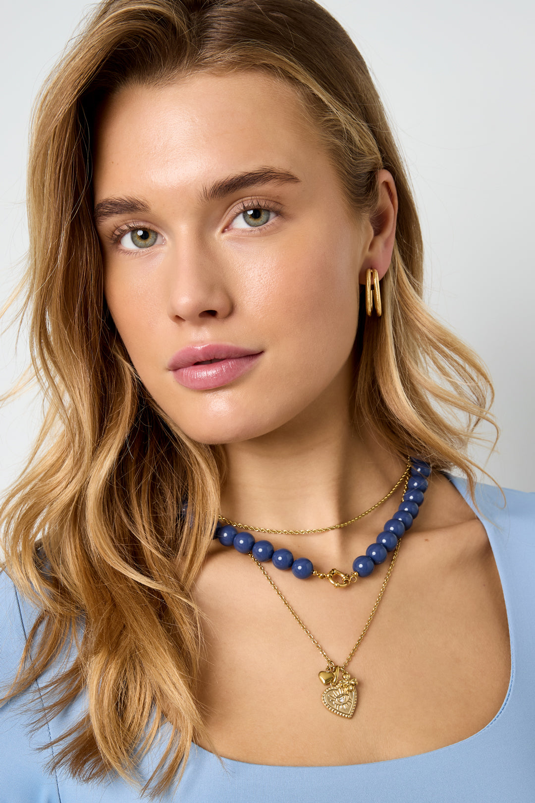 Colored small bead necklace-12mm