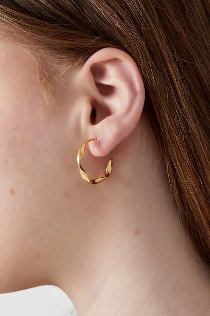 Curve Clip Earrings