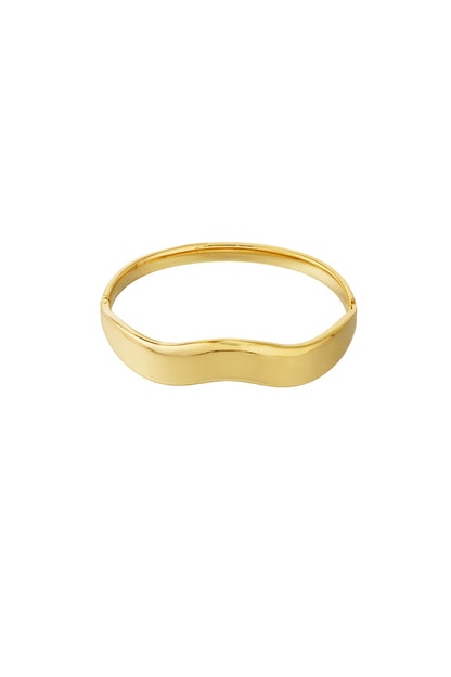 Wavy bangle