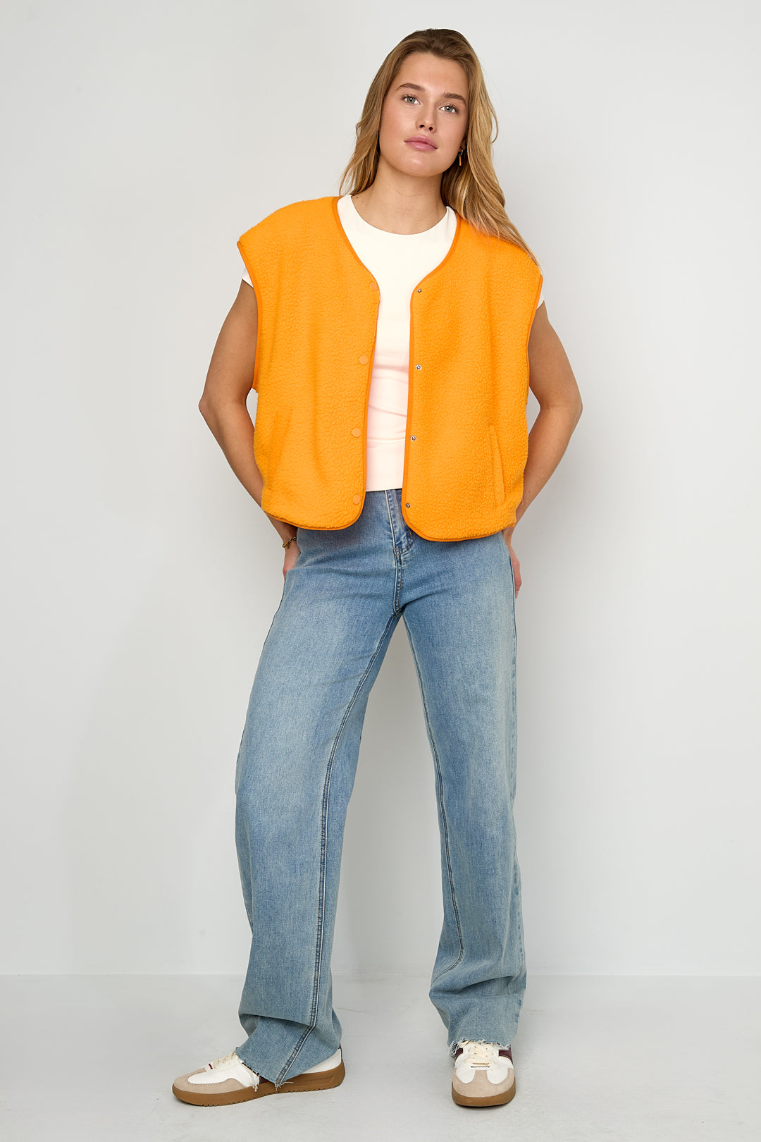 Sleeveless Vest