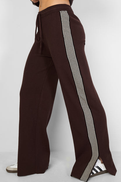 Knitted trousers with stripes